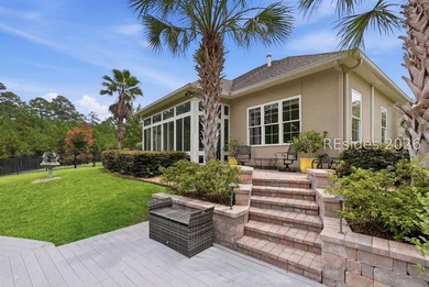Waterfront Luxury in Latitude Lakes! Welcome to 165 Topside E in - photo 3
