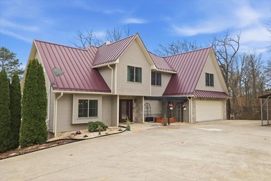 Cherokee Lake Home For Sale in Bean Station Tennessee