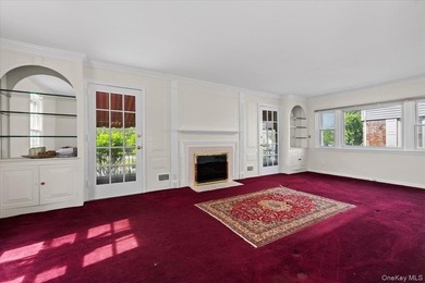 Welcome to 530 Washington Boulevard, a beautifully maintained - photo 6