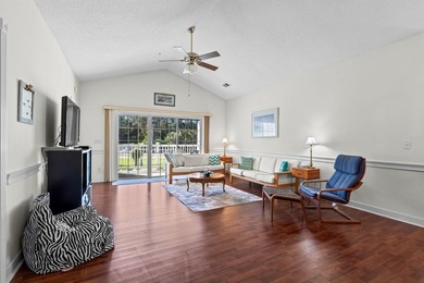 Welcome to 4870 Dahlia Ct, a well-maintained 3BR/2BA condo in - photo 10
