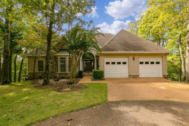 Lake Home Off Market in Savannah, Tennessee