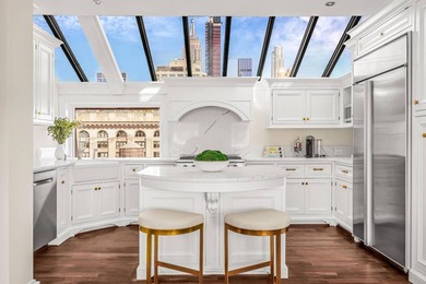 LUXURY PROPERTY AUCTION: 15-29 July. Accepting starting bids - photo 11