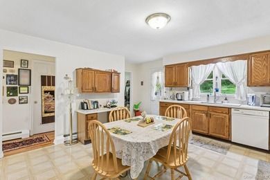 Nestled on a beautifully landscaped cul-de-sac, this - photo 17