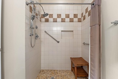 Enjoy river views from this beautiful 2 bedroom, 2 bath condo in - photo 20