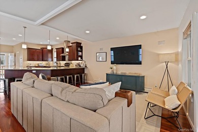 Welcome to 46 Wyoming Avenue - a raised beach-side 2 bedroom-2 - photo 23