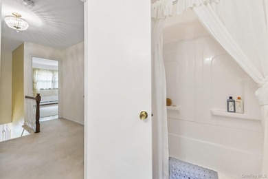 Nestled on a beautifully landscaped cul-de-sac, this - photo 25