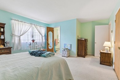 Nestled on a beautifully landscaped cul-de-sac, this - photo 30