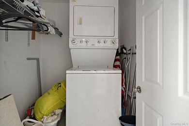 Welcome to 46 Wyoming Avenue - a raised beach-side 2 bedroom-2 - photo 30
