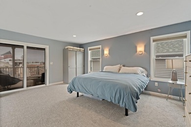 Welcome to 46 Wyoming Avenue - a raised beach-side 2 bedroom-2 - photo 32