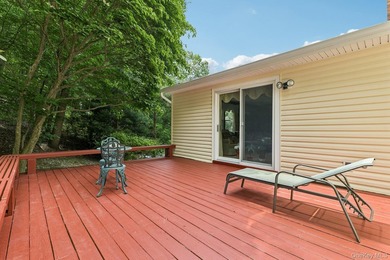 Nestled on a beautifully landscaped cul-de-sac, this - photo 36