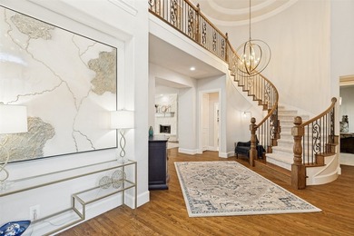 Custom 4300+ sq ft Darling Home on an oversized lot where every - photo 2