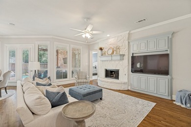 Custom 4300+ sq ft Darling Home on an oversized lot where every - photo 6