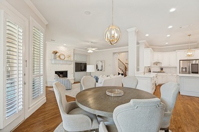 Custom 4300+ sq ft Darling Home on an oversized lot where every - photo 9