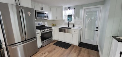 LOCATION, LOCATION, LOCATION! Rare commercial/residential - photo 10