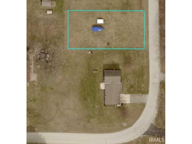 Build your dream home on this vacant 70x140 lot. Public access - photo 1