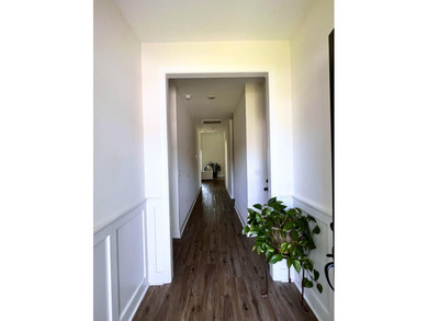 Welcome to this spacious and inviting like-new ranch style home - photo 3