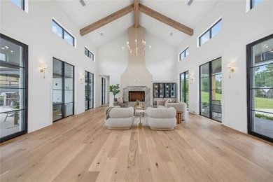 Introducing an extraordinary new construction estate set on 3.3 - photo 11