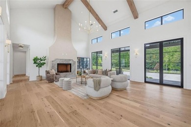 Introducing an extraordinary new construction estate set on 3.3 - photo 12