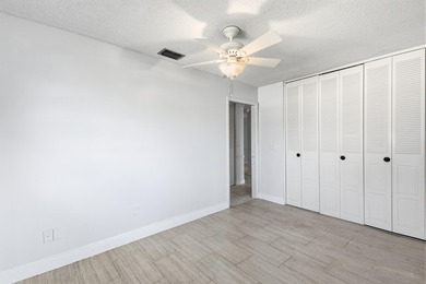 Bright and spacious 2BR/2BA corner condo in a desirable 55+ - photo 13