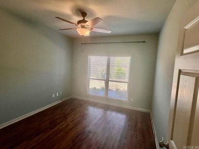Come see this beautiful, move-in ready, one level home in the - photo 14