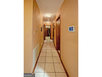 Experience the ultimate lakefront lifestyle on beautiful Lake - photo 20