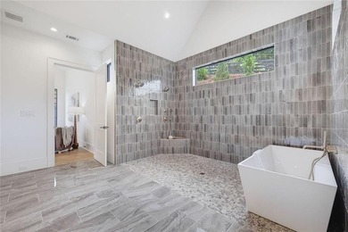 Introducing an extraordinary new construction estate set on 3.3 - photo 21
