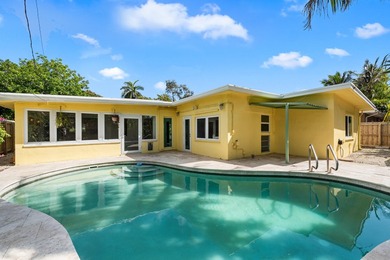 Discover this charming, spacious & character-filled Mid-Century - photo 28