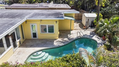 Discover this charming, spacious & character-filled Mid-Century - photo 31