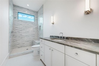 Introducing an extraordinary new construction estate set on 3.3 - photo 32