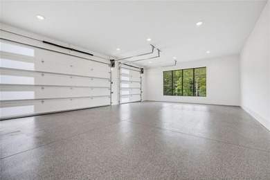 Introducing an extraordinary new construction estate set on 3.3 - photo 43