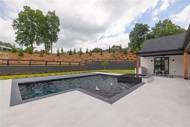 Introducing an extraordinary new construction estate set on 3.3 - photo 48