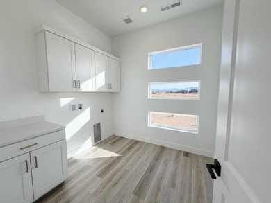 Discover luxury desert living in the prestigious Estates at Sand - photo 50