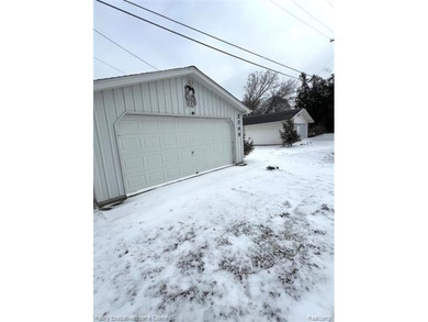 Prime Lake Huron frontage! This exceptional property offers 100 - photo 8