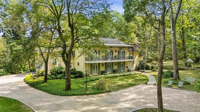 Lake Truesdale Home For Sale in South Salem New York