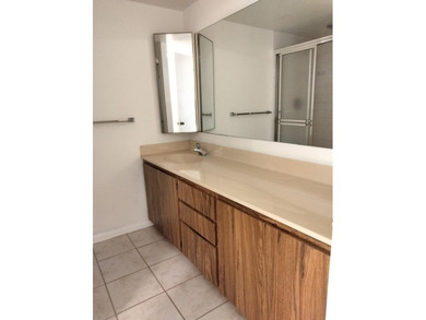 2BR/2.5BTH WITH DIRECT CANAL VIEW FROM 2 BALCONIES, PRIVATE - photo 7