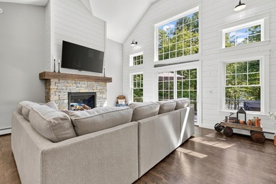 Built in 2018, this beautifully crafted lakefront home is ready - photo 12