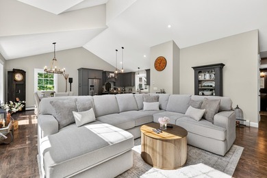 Built in 2018, this beautifully crafted lakefront home is ready - photo 15