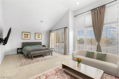 Perfectly positioned on the fairway, this elegant estate offers - photo 21