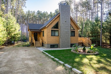 Beautiful newer home built in 2022, offering 3 bedrooms, 2 full - photo 3