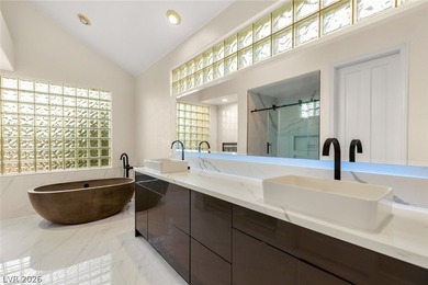 Perfectly positioned on the fairway, this elegant estate offers - photo 24