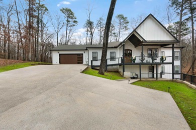 Pickwick Lake Home For Sale in Counce Tennessee