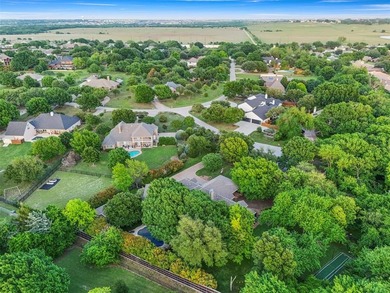 Fully reimagined sprawling single-story estate on a rare 1-acre - photo 36