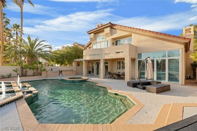 Perfectly positioned on the fairway, this elegant estate offers - photo 41
