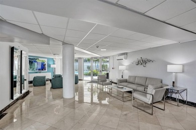 Beautifully updated 1-bed, 1-bath condo in the coveted Harbour - photo 41
