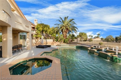 Perfectly positioned on the fairway, this elegant estate offers - photo 43