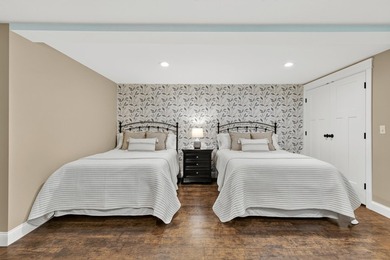 Built in 2018, this beautifully crafted lakefront home is ready - photo 46