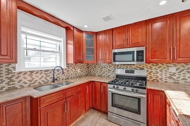 Just bring your things and live in this newly renovated, turnkey - photo 1