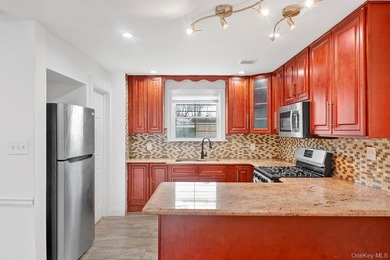 Just bring your things and live in this newly renovated, turnkey - photo 2