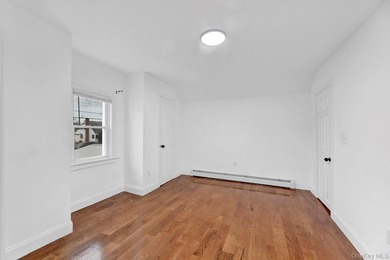 Just bring your things and live in this newly renovated, turnkey - photo 6
