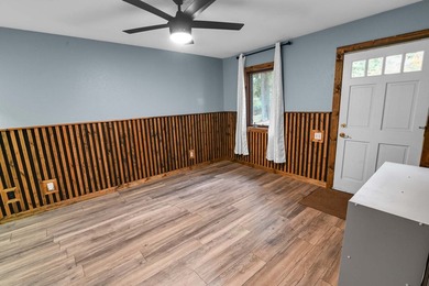 This seven bedroom, two bathroom home offers three thousand